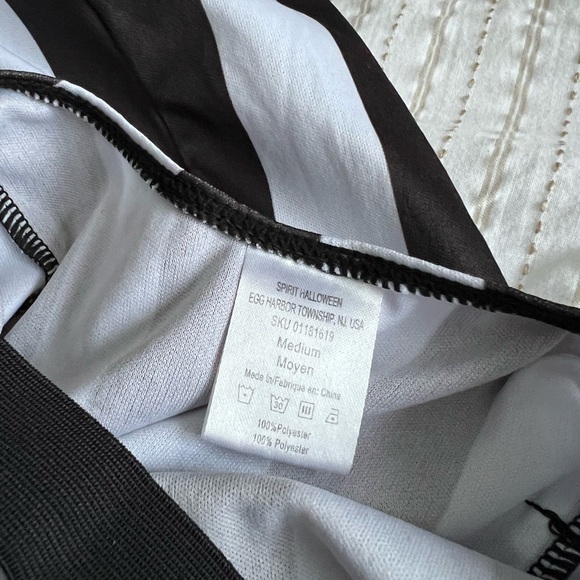 Spirit Black and White Referee Costume - Picture 3 of 3